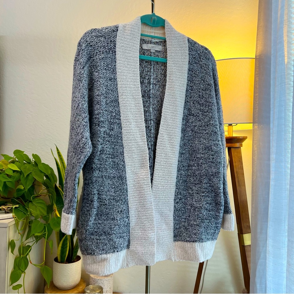 Ann Taylor LOFT wool blend cardigan size Medium Petite MP speckled white/ gray